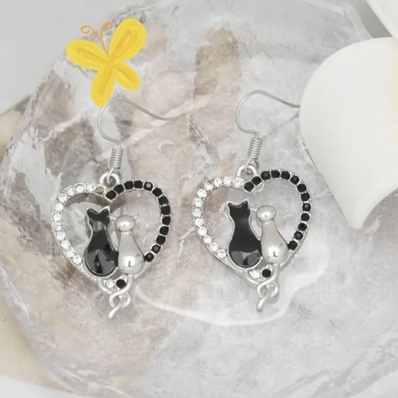 Bonded cats necklace & earrings set, silver tone with enamel & rhinestones - Picture 3 of 8